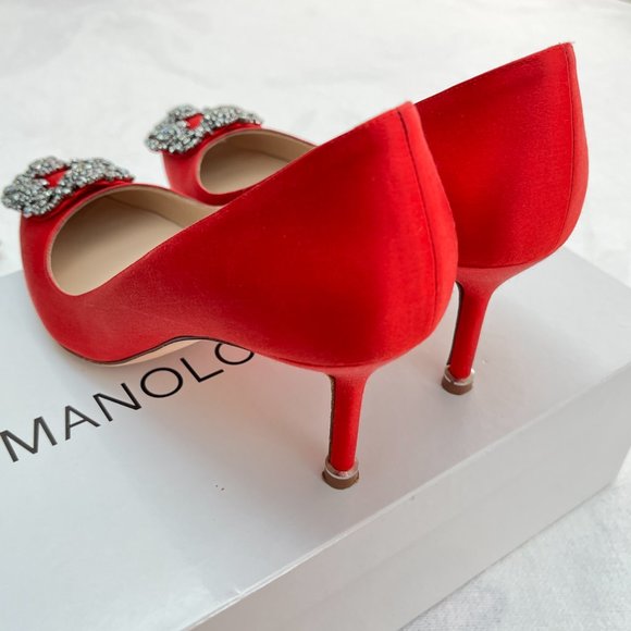 MANOLO BLAHNIK Red satin pumps sz 6.5 - Picture 2 of 7